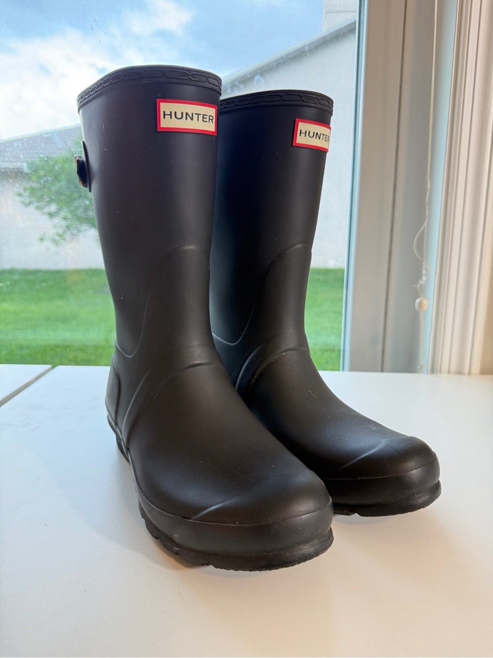 Hunter Original Black Matt Rain Boots Sz 8 MSRP $175 Casual Chic Garden - Picture 2 of 16